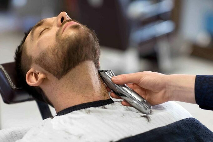 Guide Des 5 Meilleurs Coupe cheveux Et Tondeuses a Doublure Pour Barbiers